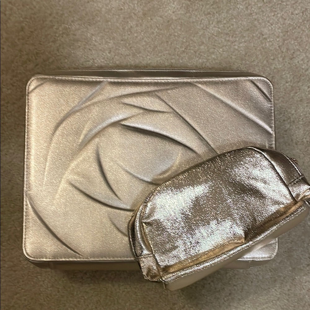 Lancôme 2024 holiday limited edition makeup case set